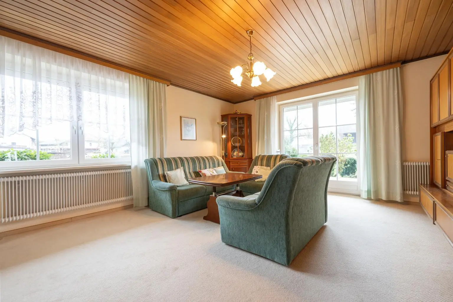 Wohnzimmer mit Terrassenzugang_EG