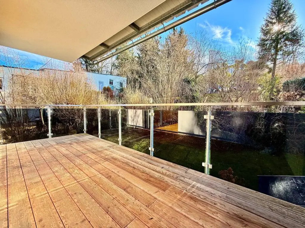 EXKLUSIVER NEUBAU I AM FUßE DES RUCKERLBERGS I SÜD-BALKON I TIEFGARAGE I DIREKT AM LEONHARDBACH I IDYLLISCH I SACKSTRAßE AB SOFORT I