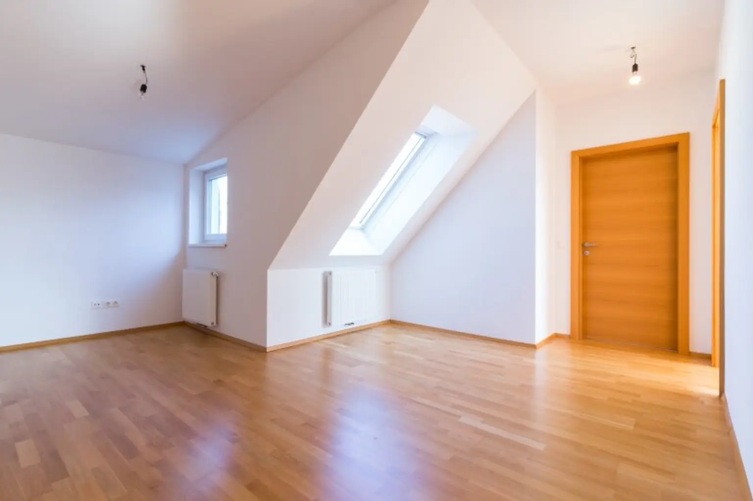 + INNENSTADT-WOHNTRAUM+ 4 Zimmer Wohnung nähe Wiener Prater und Innenstadt zu mieten!+