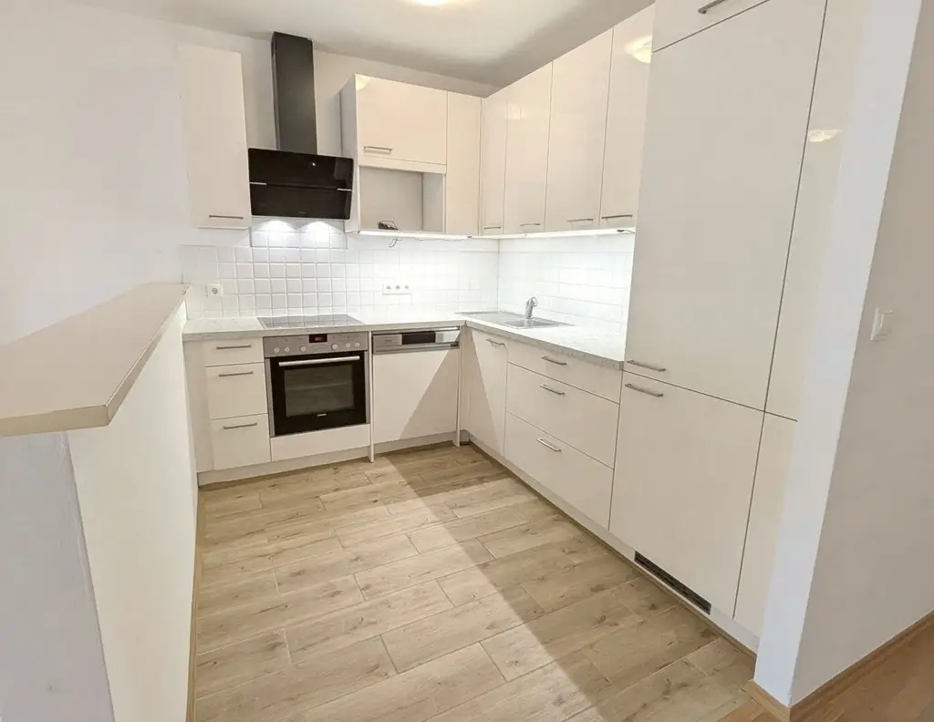 NETTES 3 ZIMMERAPARTMENT IM SPECKGÜRTEL VON WIEN - 35 ÖFFI-MINUTEN BIS WIEN ZENTRUM