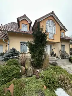 Strassenfront