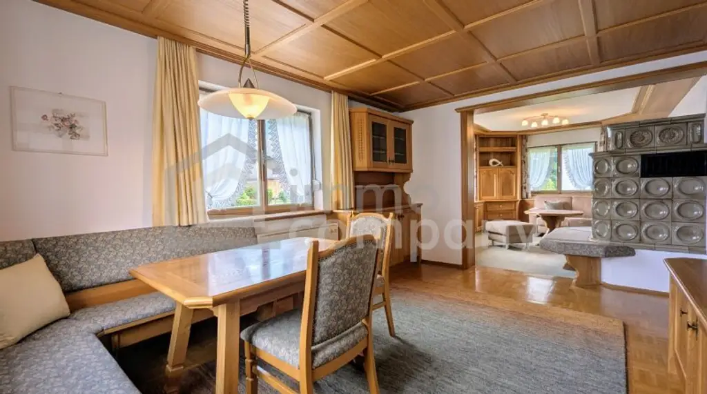 Traumhaftes Haus in Hittisau: 250 m² Wfl., Garten, Balkon & Garage für € 650.000,- !