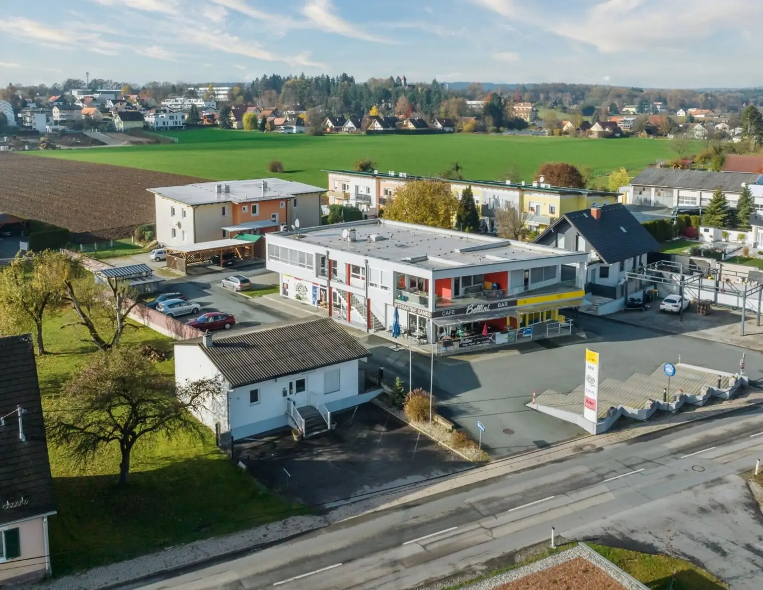 Moderne Bürofläche mit Balkon und Stellplatz in Oberpremstätten - perfekt für Ihr Business! Miete: 1.163,88 € inkl. Ust. + BK