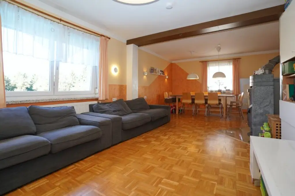 Ihr neues Zuhause in Wernberg – Platz für Familie, Arbeit & Freizeit