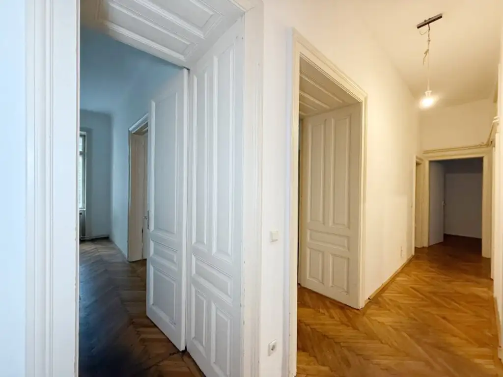 4-Zimmer-Wohnung in zentraler Lage Wiens – ideal geeignet als WG für 3 Studenten