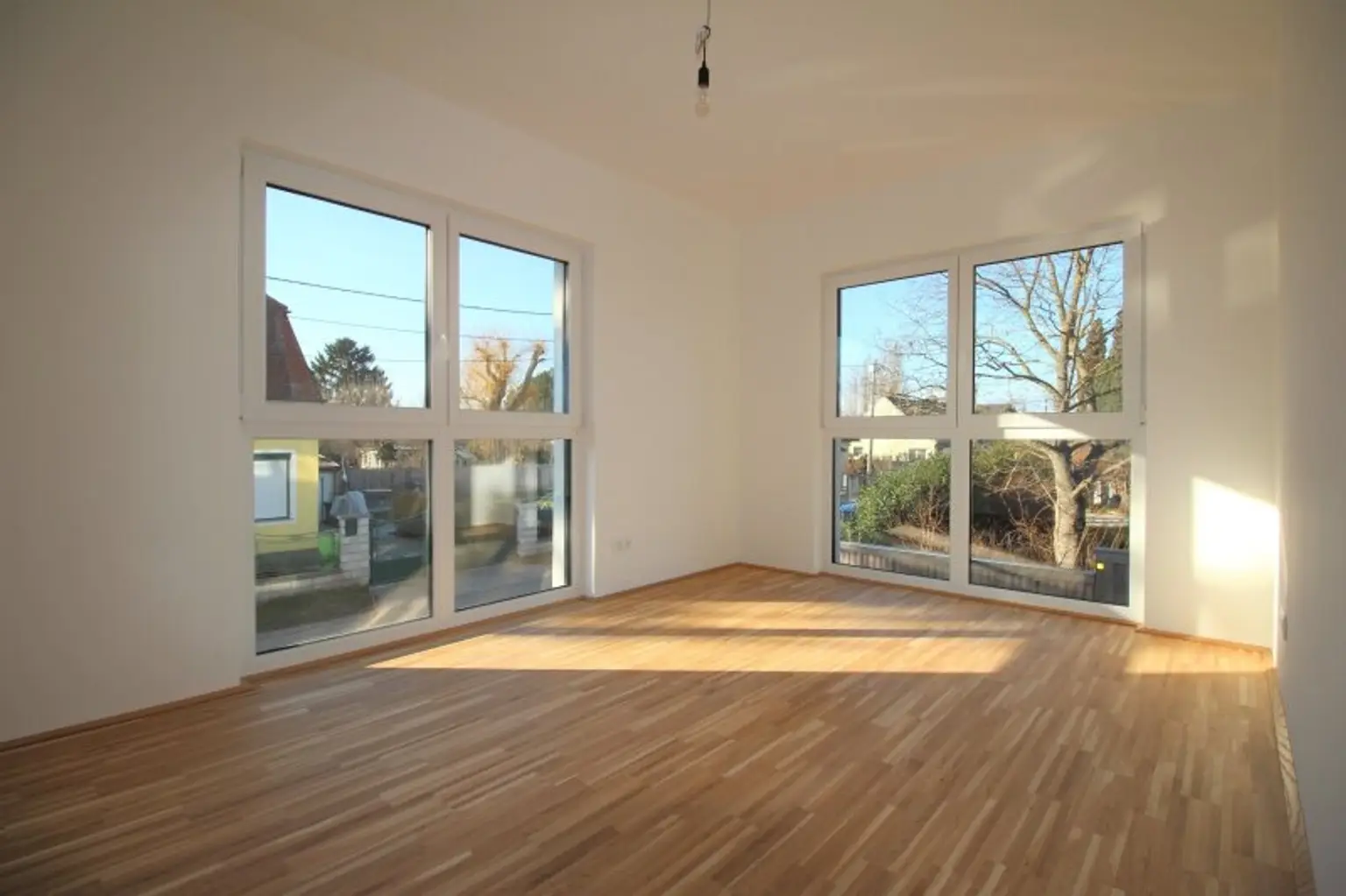 Perfekter Schnitt - Wohnen im Grünen - Großzügige Terrasse