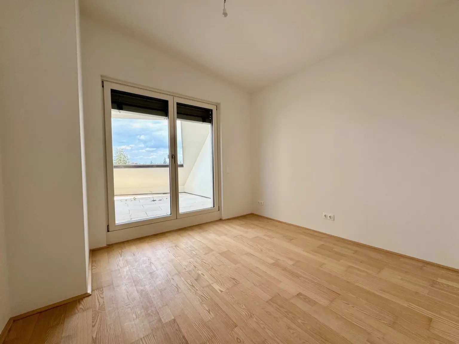 P | ++ NEU ++ Exklusives WOHNEN/ARBEITEN mit zwei sonnigen TERRASSEN | Prima Service Immobilien