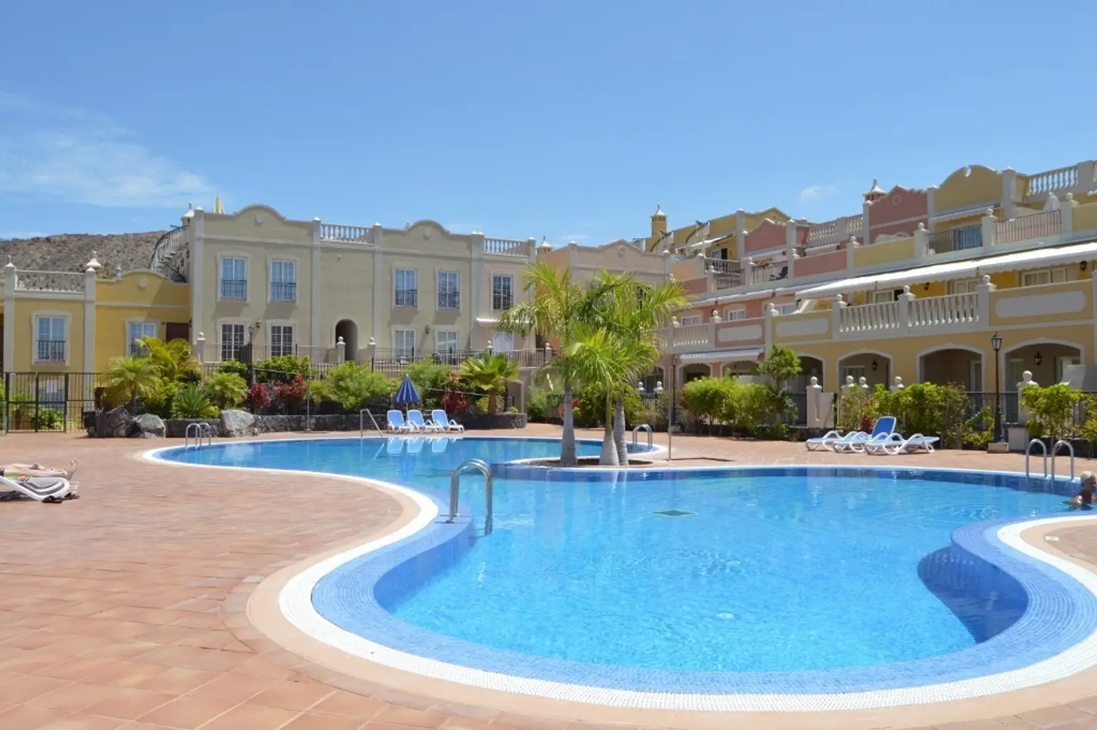 Paraíso-del-Palm-Mar-Fase-I-Community-Pool-Tenerife-3