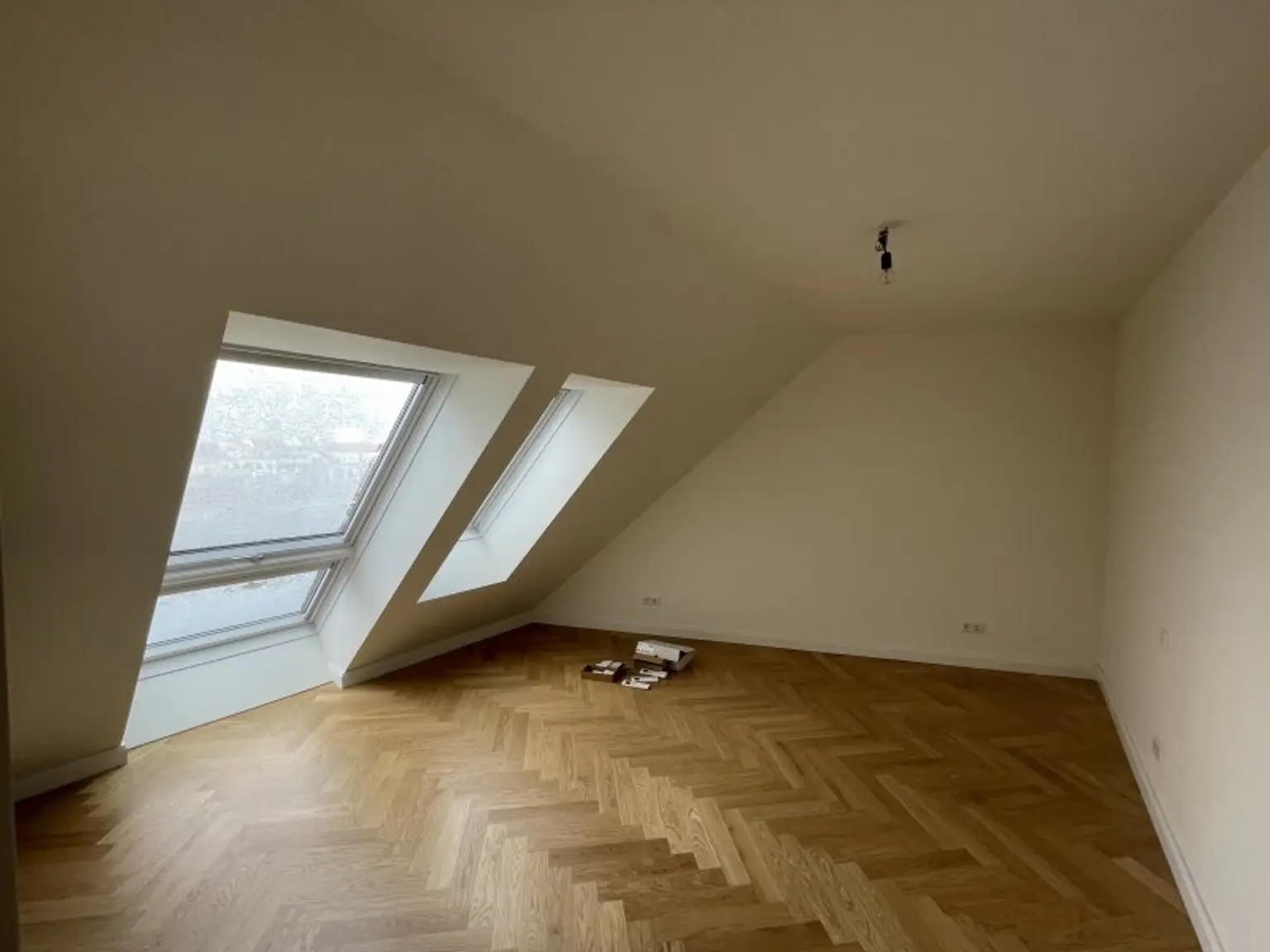 TOP-DACHTERRASSEN-WOHNUNG -- 3 ZIMMER -- FERNBLICK -- NÄHE URANIA!
