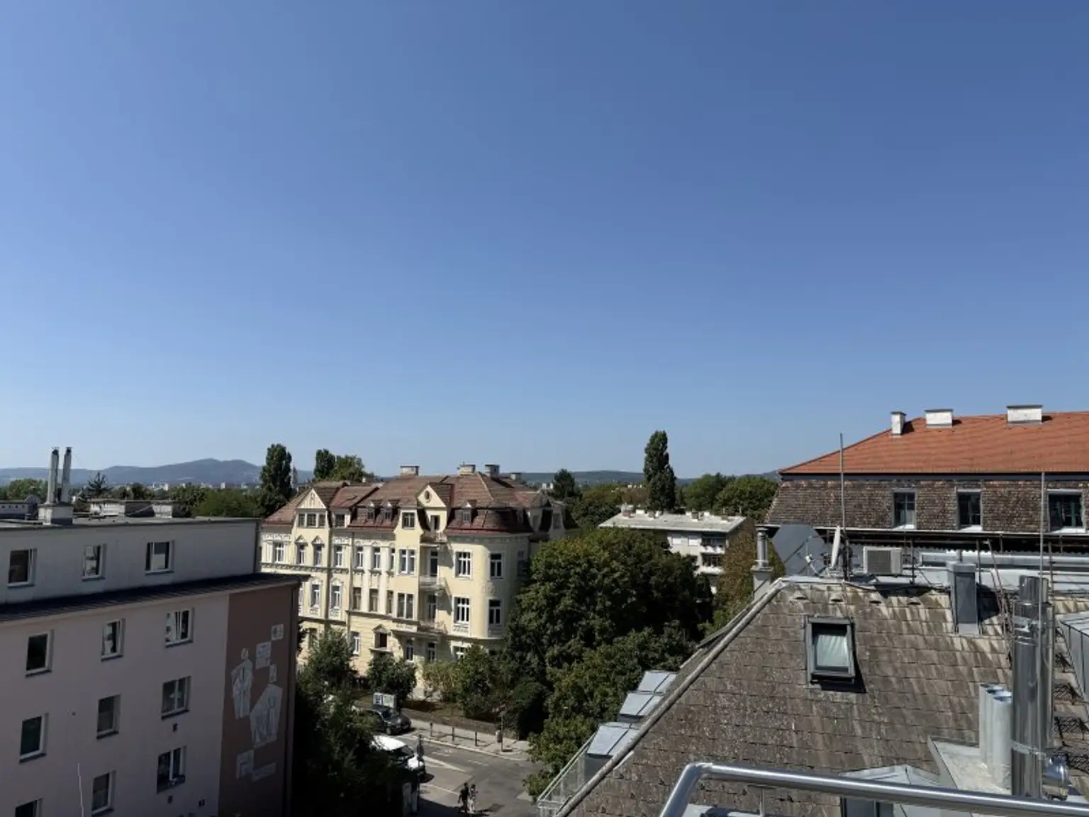 BELGHOFERHAUS 42 - Exklusive 3-Zimmer Penthousewohnung mit direktem Liftzugang und Klimageräten sowie eigener Dachterrasse