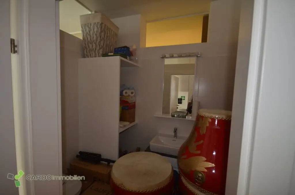Kleine Hochzeitssaal, attraktive Gewerbefläche, branchenfrei, zu vermieten, ca. 250 m², Nähe UNO City & U-Bahn
