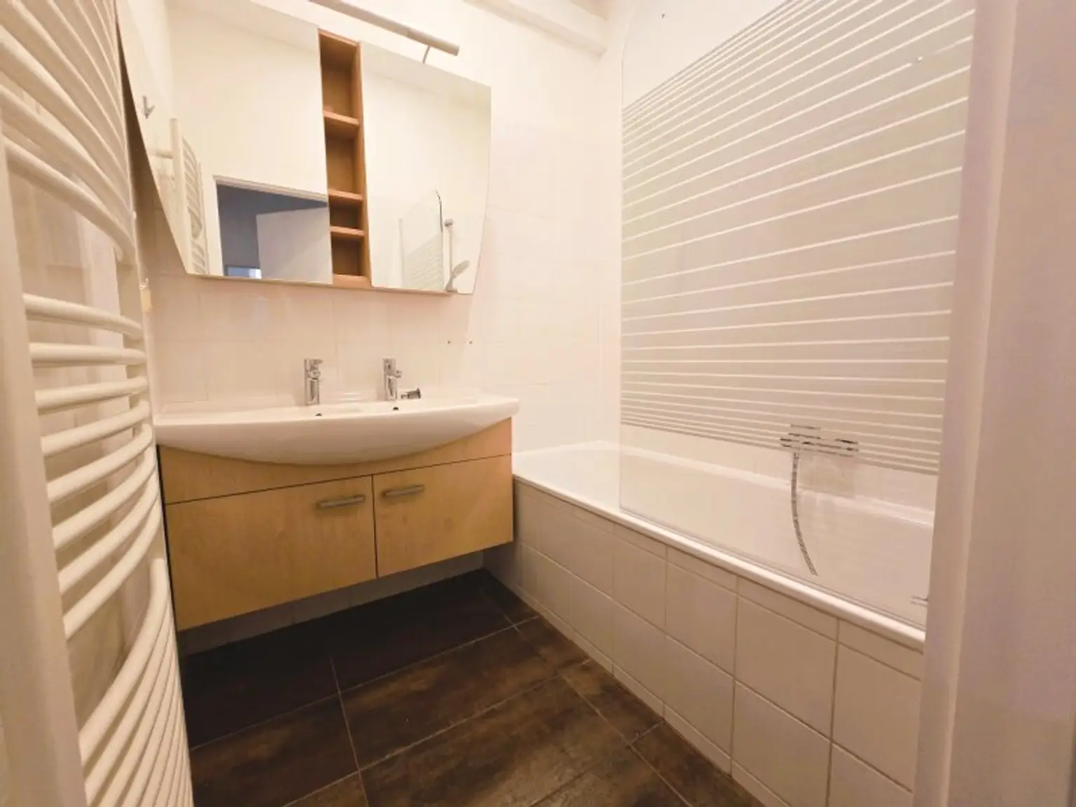 ++ Jugendstil-Juwel im Wiener Altbau 92 m² um nur € 379.000,- 3 Zimmer mit großer separaten Küche + NÄHE Baumgartner-Casino-Park UND NÄHE U4 HÜTTELDORF +