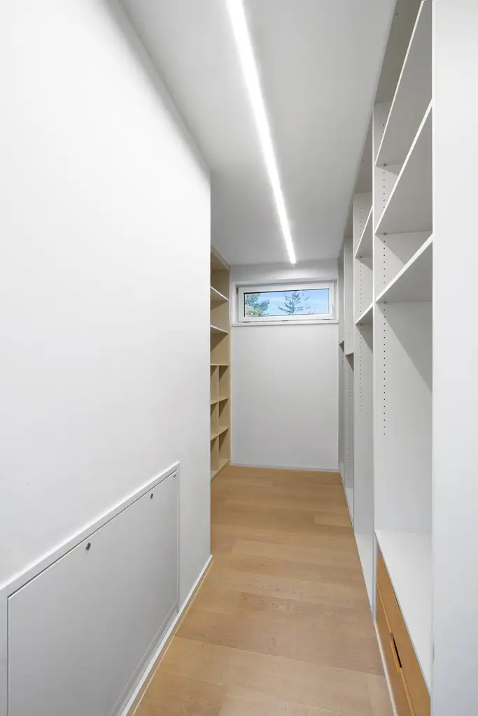 Exklusive Luxusvilla in absoluter Ruhelage mit Pool!