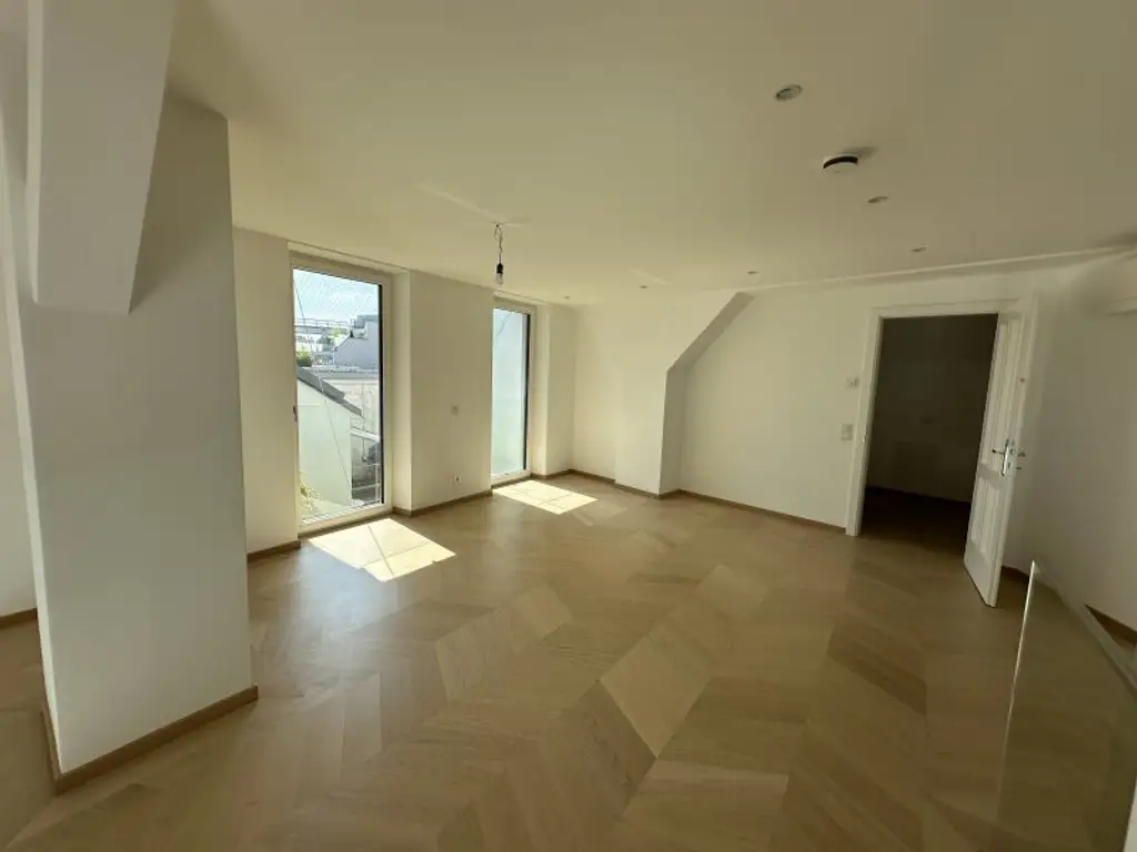 Gonzagagasse: moderne 4-Zimmer-Maisonette mit Freifläche: Leben im City-Center!