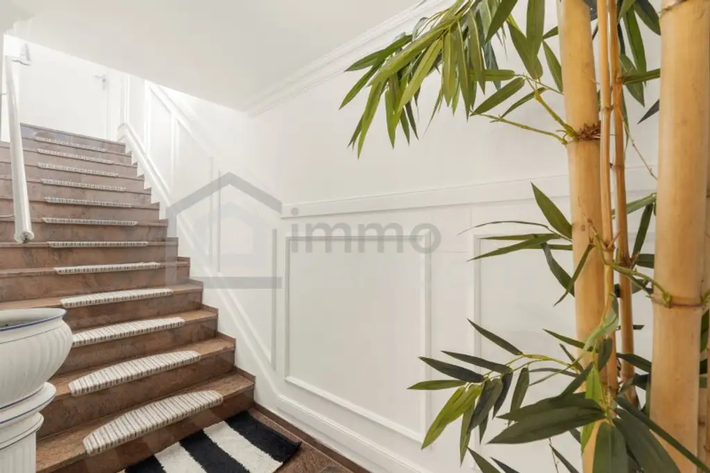 Großzügiges Mehrfamilienhaus mit zusätzlicher Gewerbefläche & großem Garten in Leoben-Göss