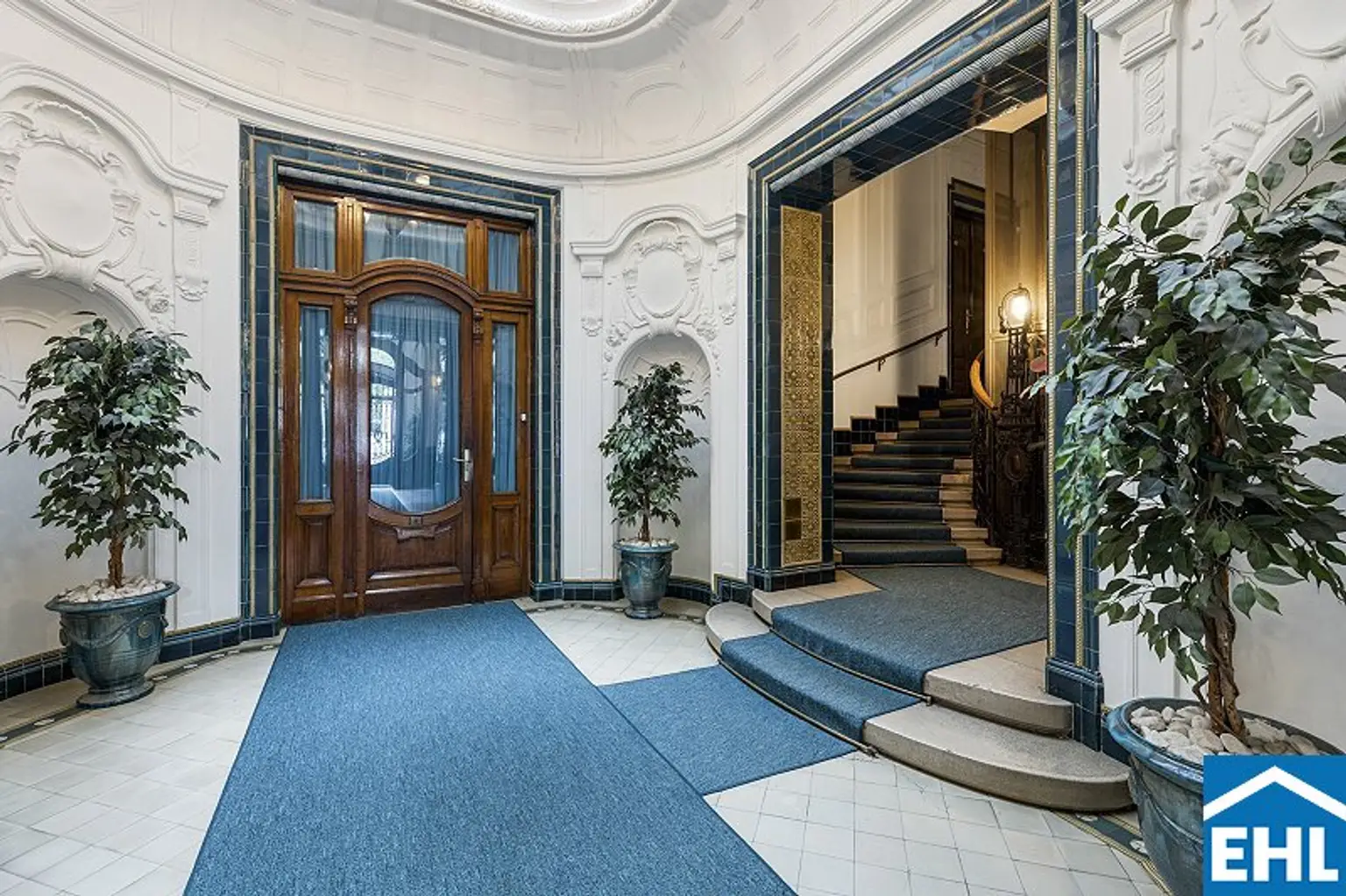 WE Anteile an wunderschönem Zinspalais