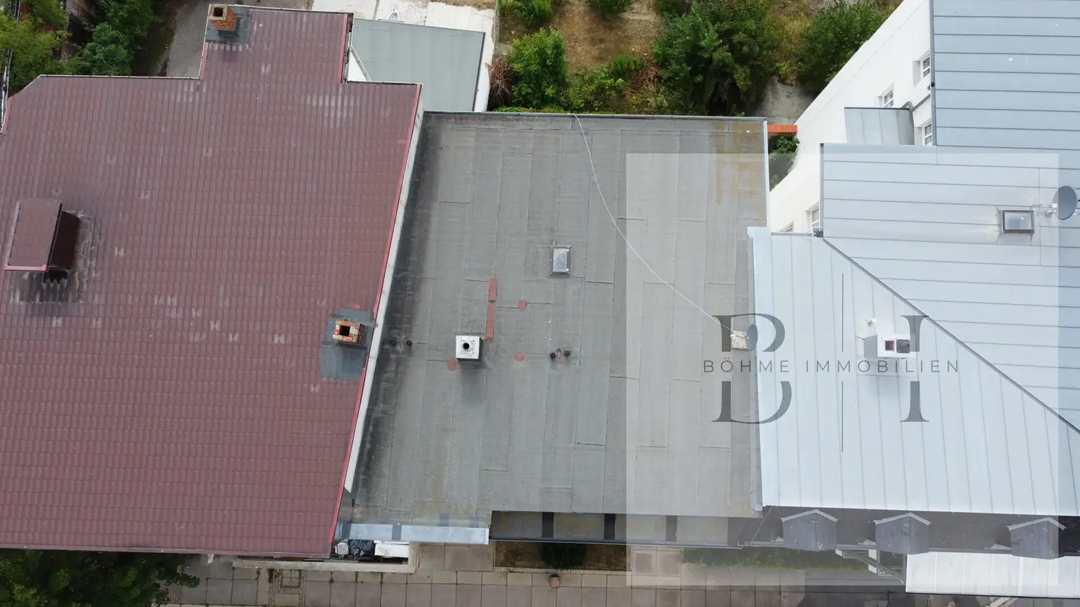 Drohnenansicht - Dach