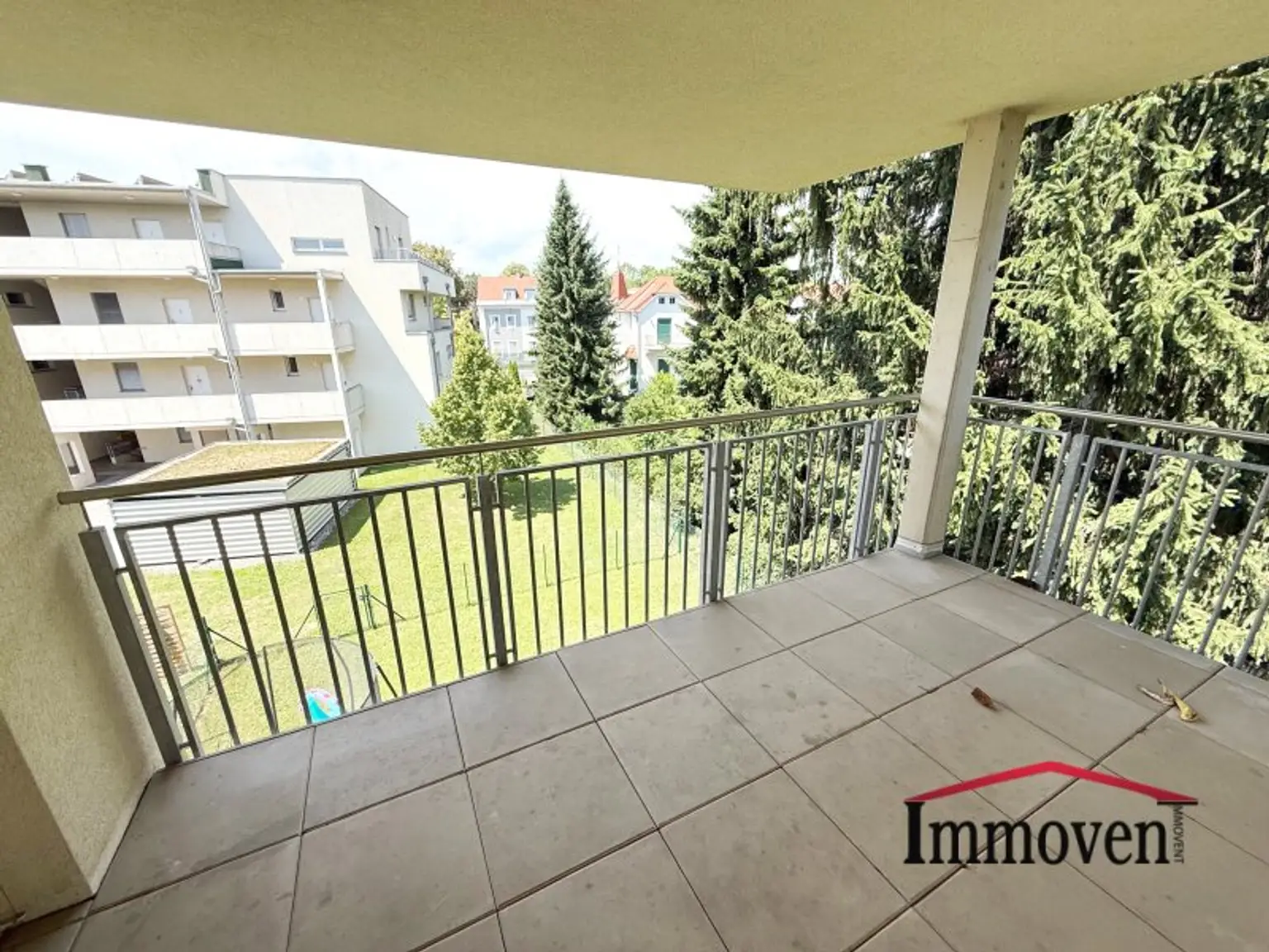 Sehr schöne und helle 2-Zimmerwohnung mit Balkon!