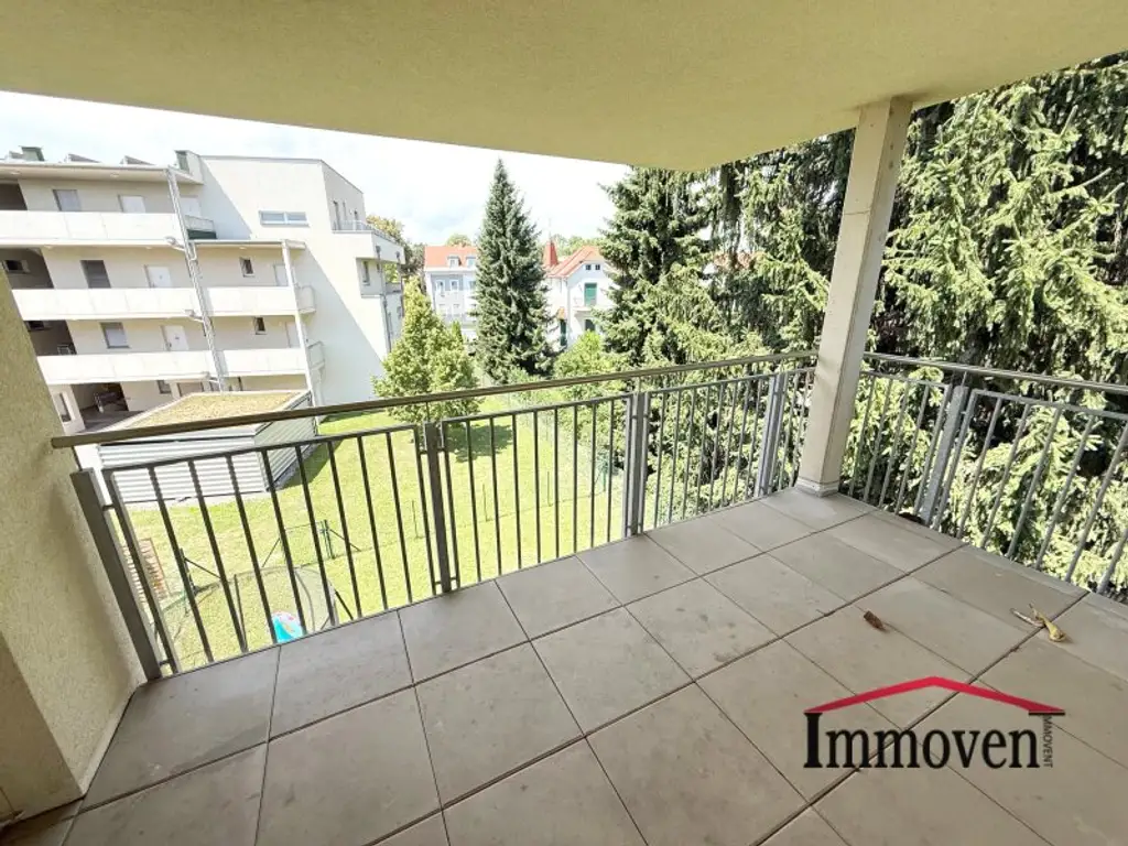 Sehr schöne und helle 2-Zimmerwohnung mit Balkon!