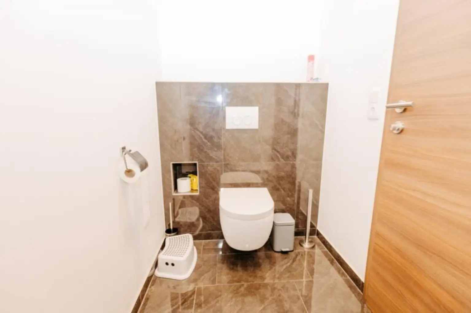 Verträumtes Bauernhaus neu adaptiert (2013) mit Toreinfahrt, Pool, Stadel und Schuppen