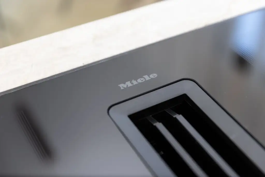 JARDIN HERMES - BOUTIQUE-PROJEKT DER EXTRAKLASSE