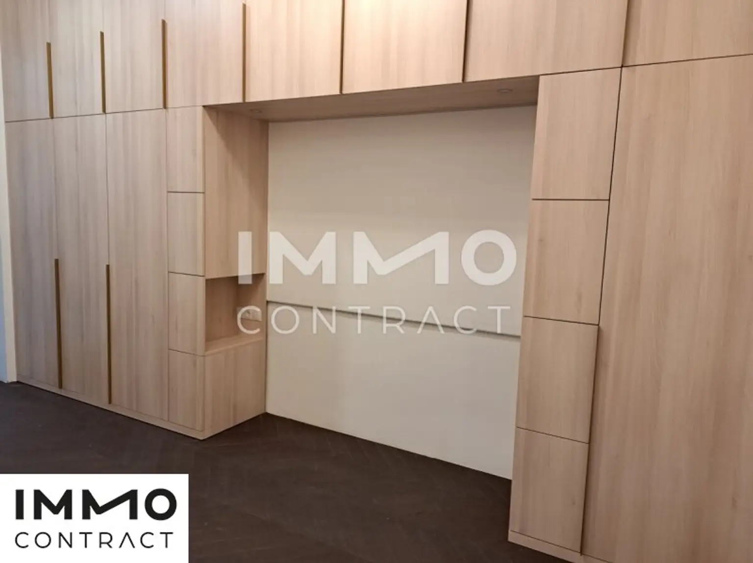 Einbaumöbel im 1. Schlafzimmer