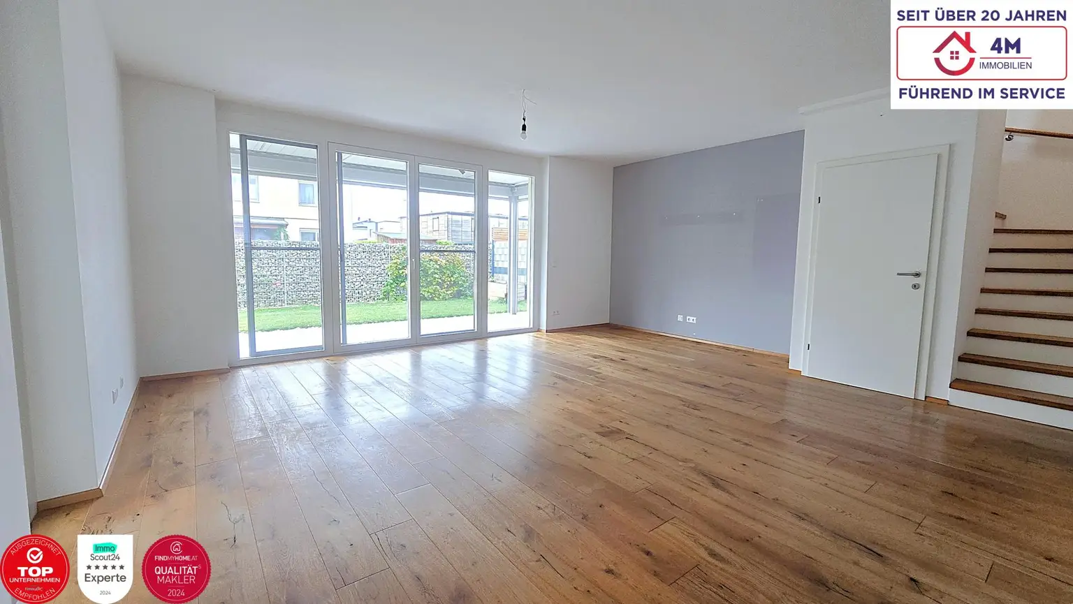4-Zimmer-Doppelhaushälfte mit Photovoltaik und 3 Stellplätzen