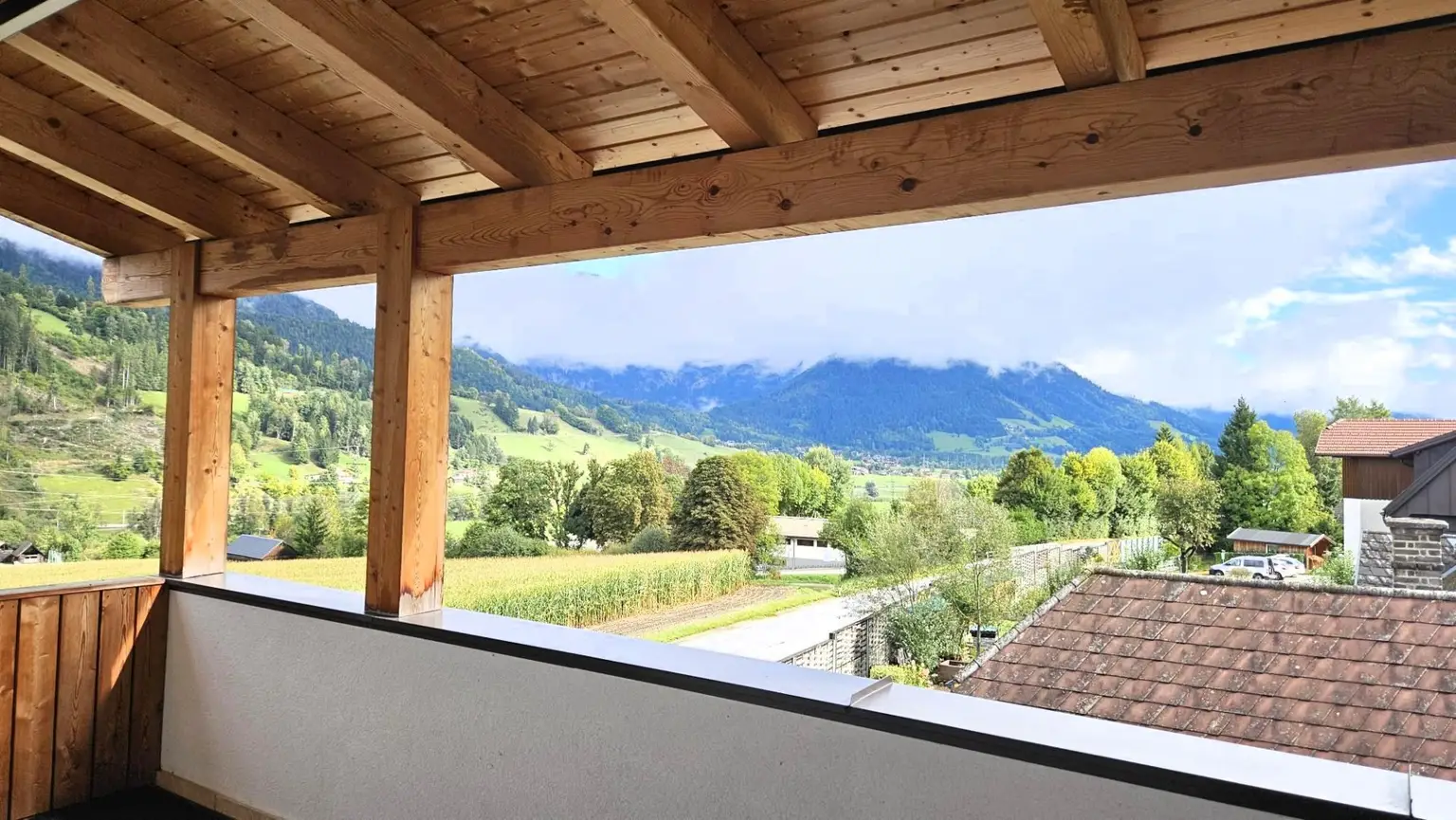 Perfekt aufgeteile kleine Penthouse Wohnung