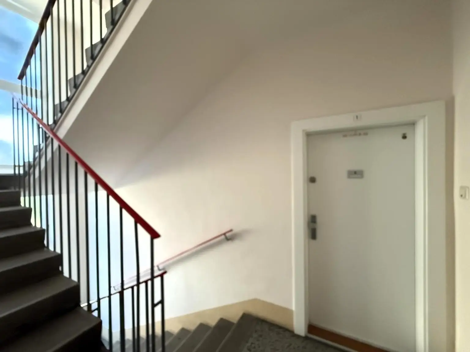 Traumhafte 3-Zimmer-Eigentumswohnung, Erstbezug nach Sanierung // Fantastic 3-room condominium, first occupancy after renovation in //