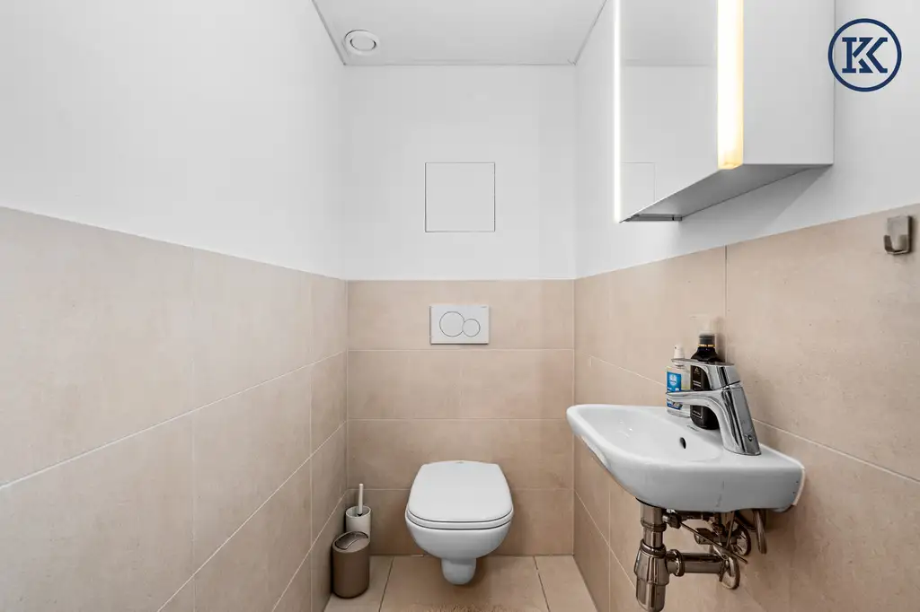 OPEN HOUSE am Dienstag den 19.08.25 ab 10 Uhr für die
Hofseitige 3-Zimmer-Wohnung mit 14 m² Loggia