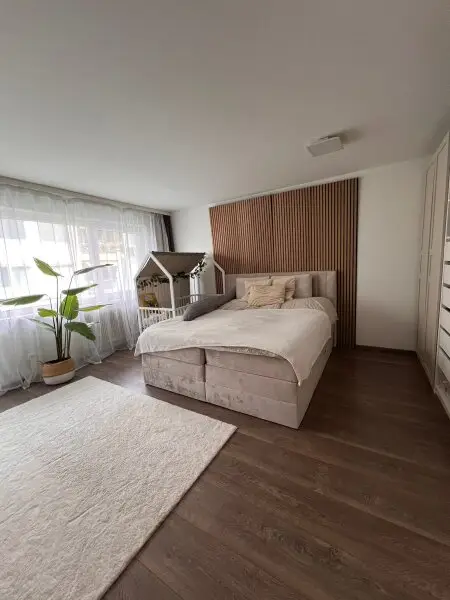 Schöne, große 3-Zimmer-Wohnung mit Loggien nähe Schloss Aigen zu vermieten