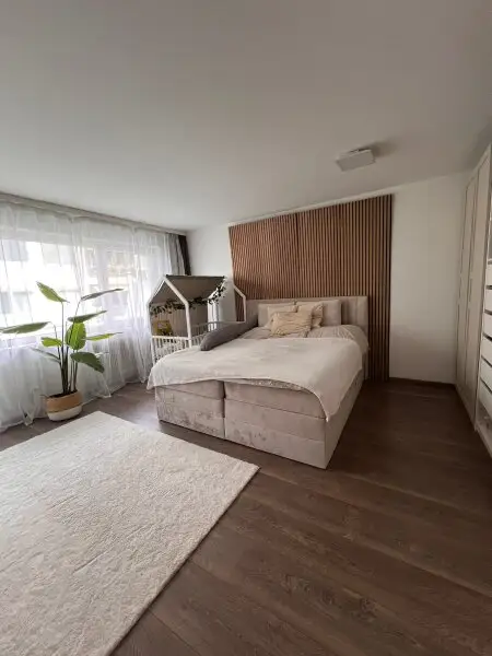 Schöne, große 3-Zimmer-Wohnung mit Loggien nähe Schloss Aigen zu vermieten