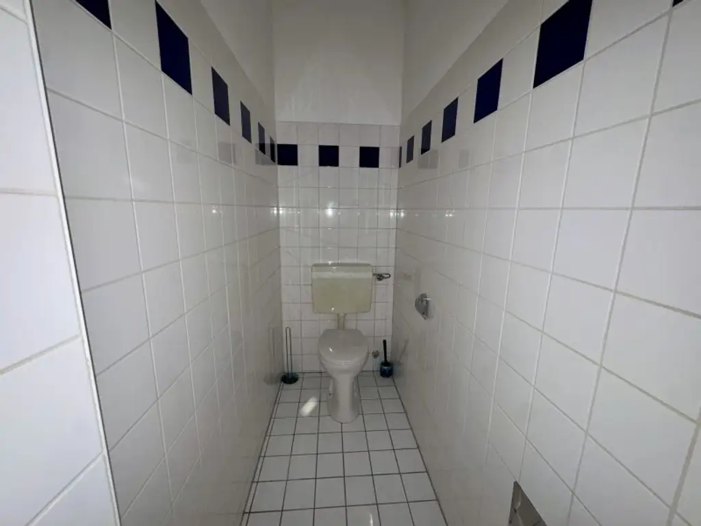 Renovierungsbedürftige Wohnung in Top-Lage des 12. Bezirks – Ideal für Individualisten!