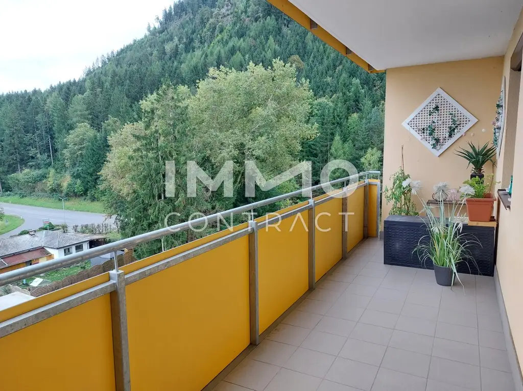BESONDERS SCHÖNE 3 ZIMMERWOHNUNG MIT GROSSER LOGGIA UND MIT  EXKLUSIVER AUSSTATTUNG