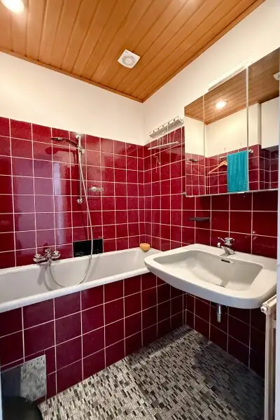 Sehr gut aufgeteilte 2 Zimmer Wohnung mit separater Küche