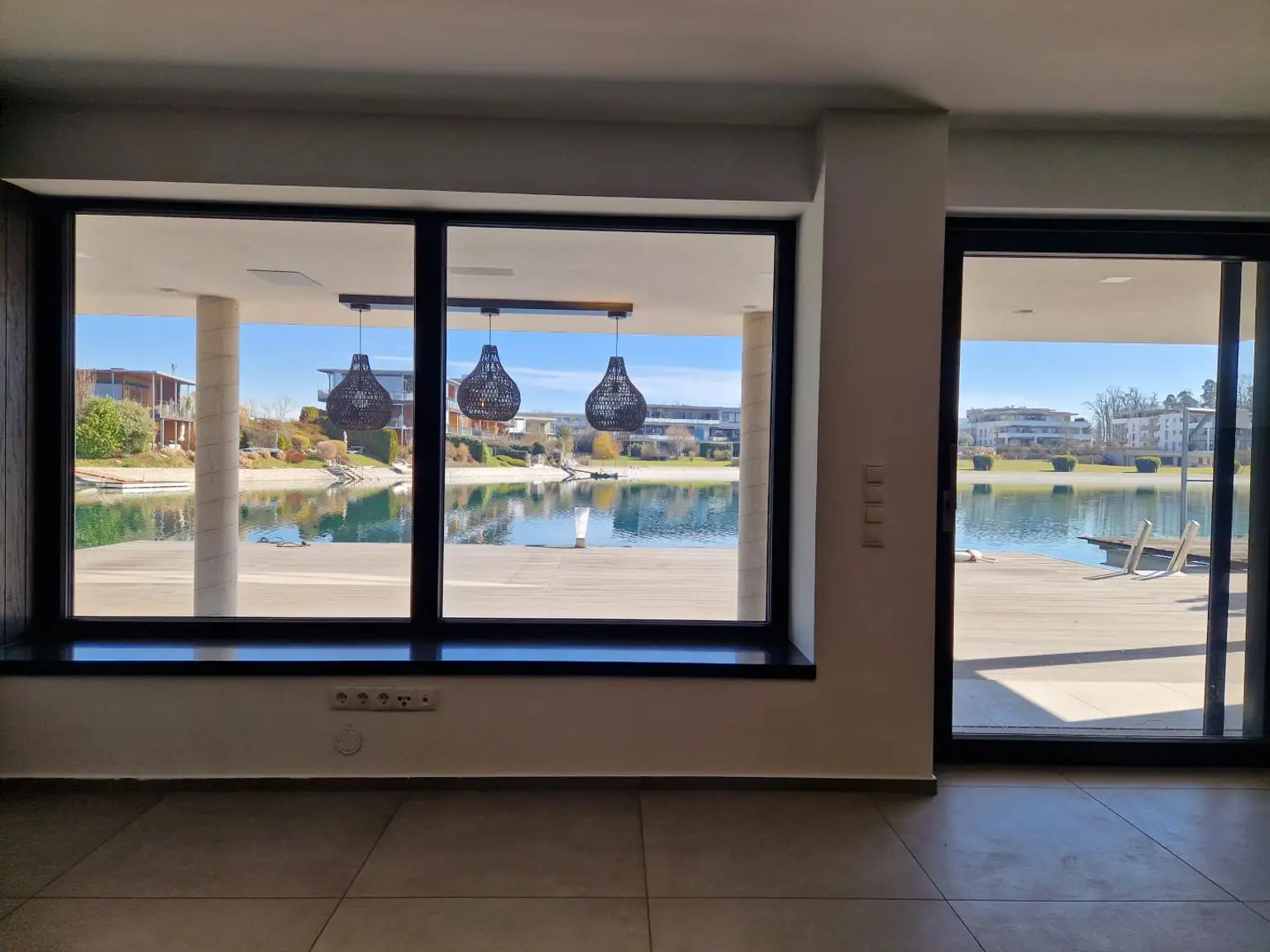 Wohnzimmer / Gästezimmer UG mit Zugang Terrasse