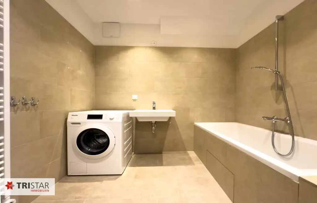 Exklusives Stadthaus nahe Wilhelminenberg & Steinhofgründen · Wohnen & Arbeiten · rechtlich kombinierbar · 4 x Zimmer · Tiefgarage Inkludiert !