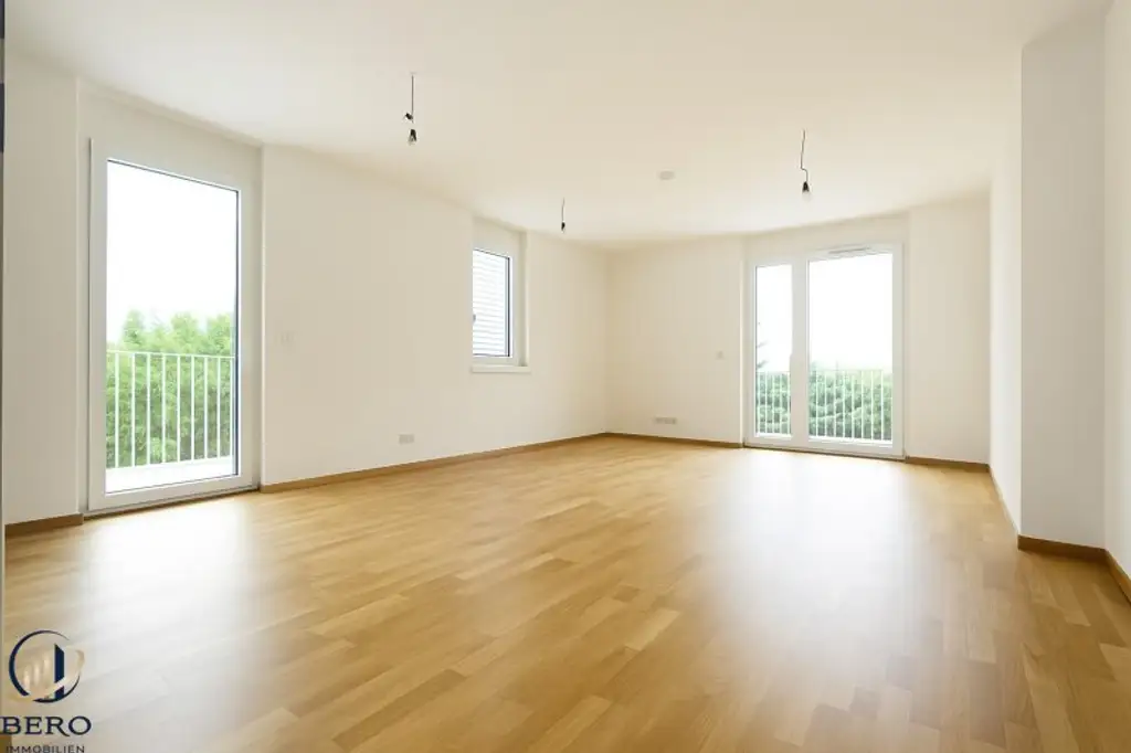 "Erstbezug- 3 Zimmer-Maisonette mit großer Terrasse