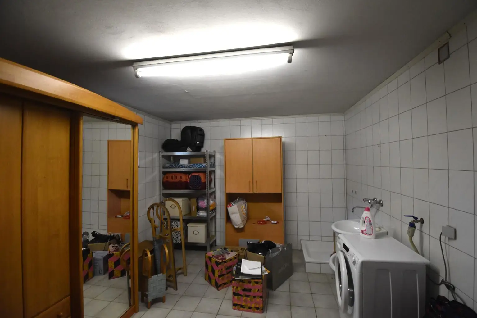 Großzügiges Wohnhaus mit zwei Wohneinheiten