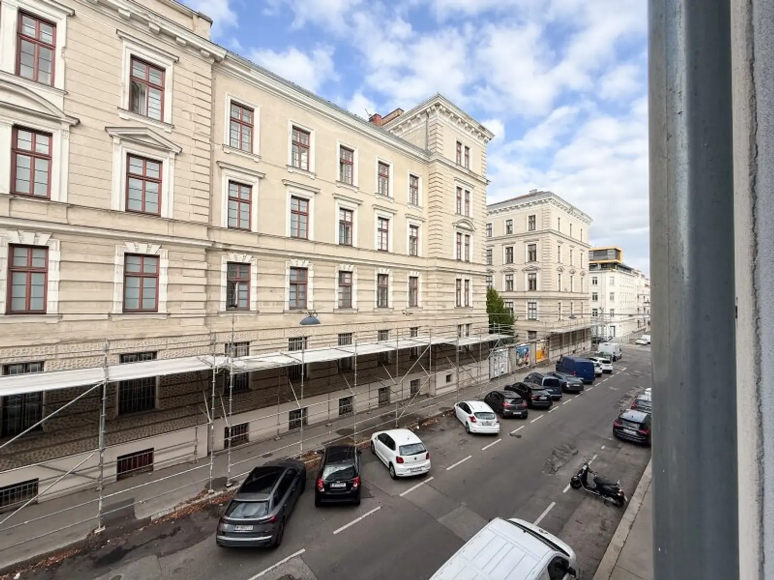 Attraktive 2-Zimmer Wohnung mit Loggia im 16.Bezirk - zu verkaufen!