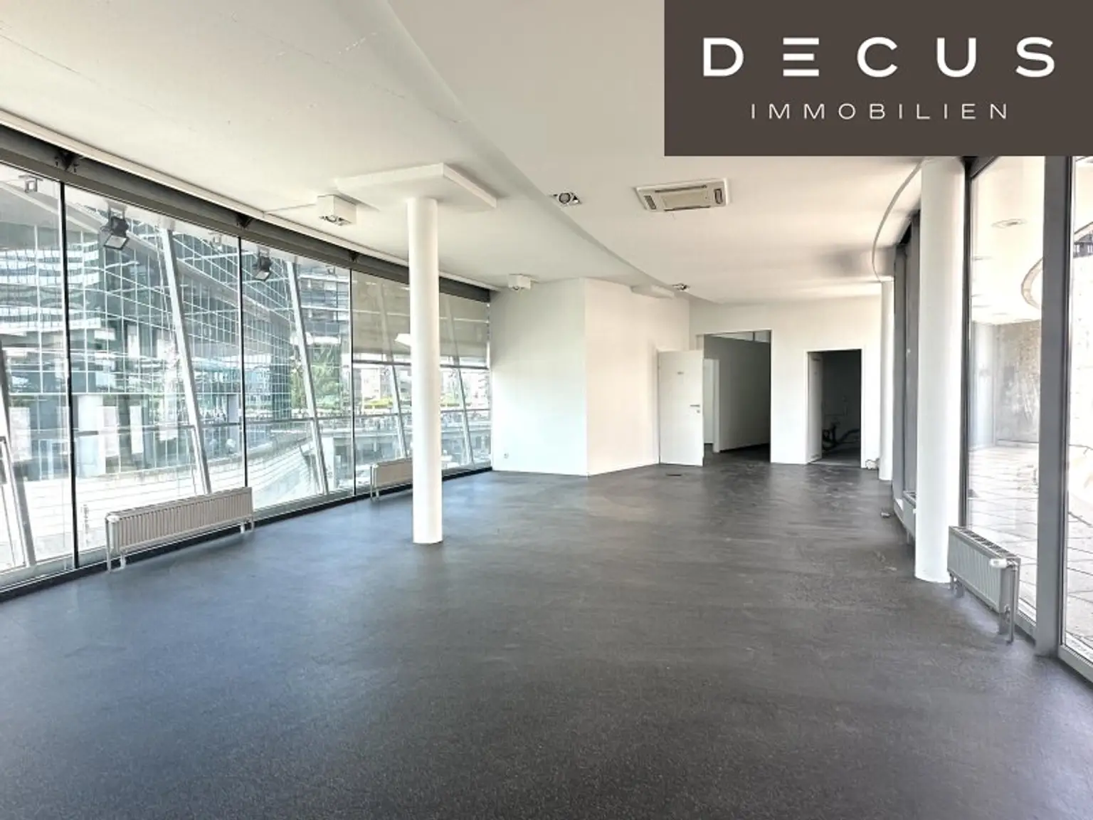 + + + DC-BOX | gekühlte Büro- oder Geschäftsfläche an der U1 + + + DONAU CITY + + +