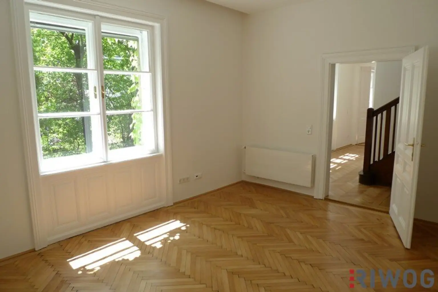 Ruhig gelegenes Hofgebäude mit Eigengarten & moderner Küche | 5 Zimmer & Keller