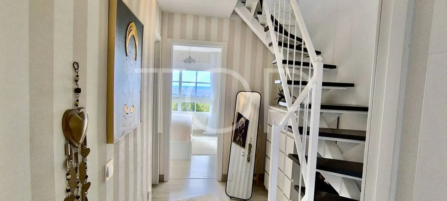 Penthouse-Arcoiris-Staircase-Tenerife-1