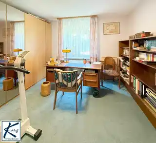 Kind-Arbeiten-Gäste