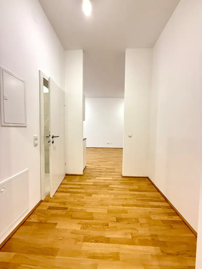 ERSTBEZUG - Traumhafte 2-Zimmer-Wohnung mit Loggia im 12. Bezirk!