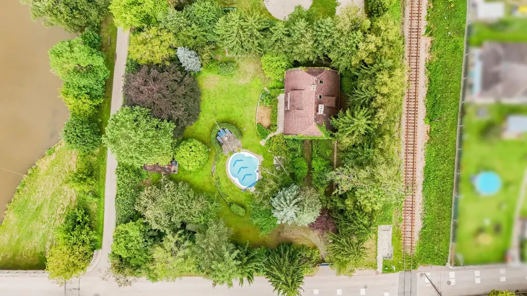 Bezauberndes Landhaus inmitten herrlicher Natur!