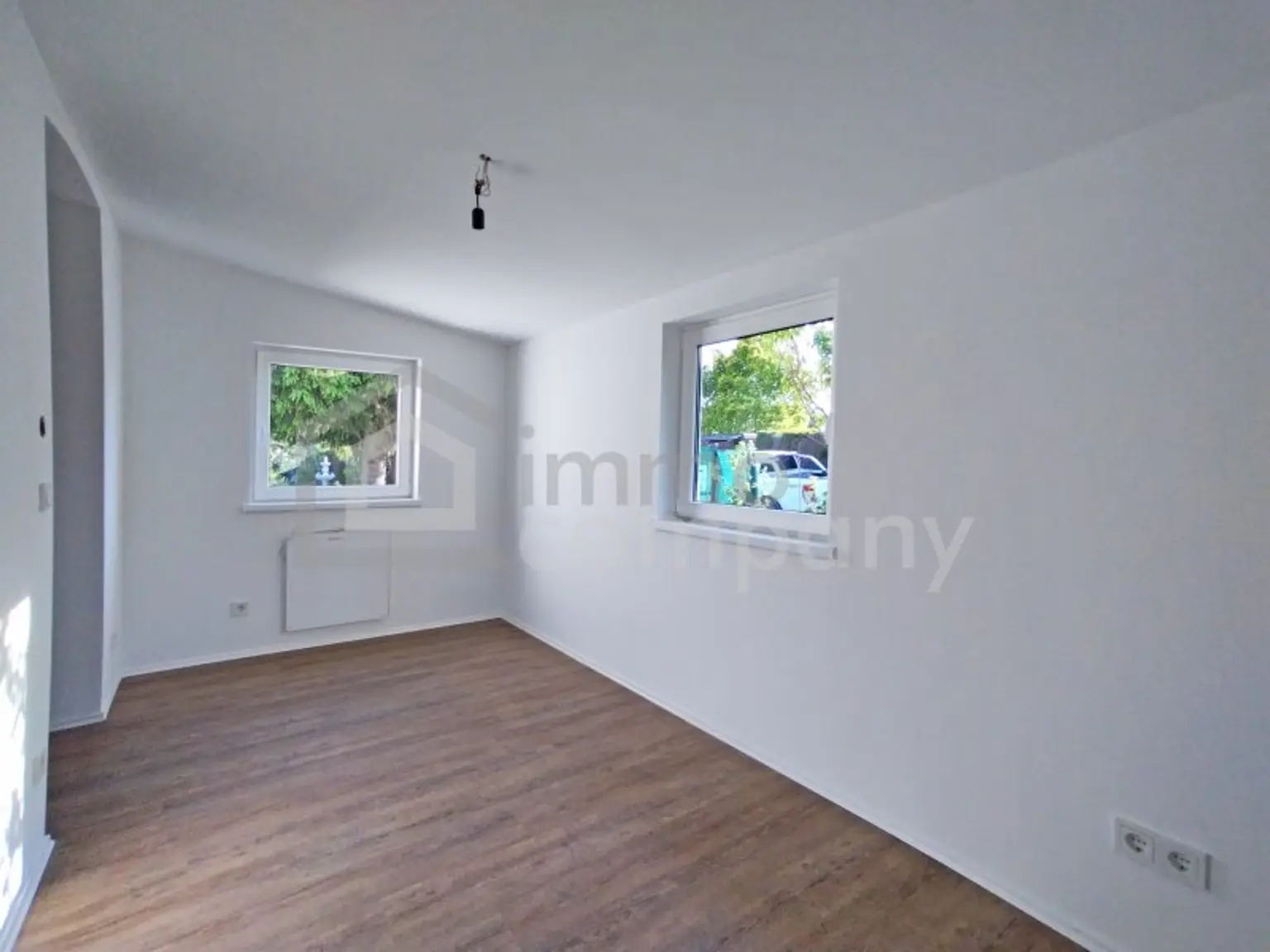 Entzückendes  komplett saniertes Kleingartenhaus auf Eigengrund mit wunderbarem Garten in Ruhelage