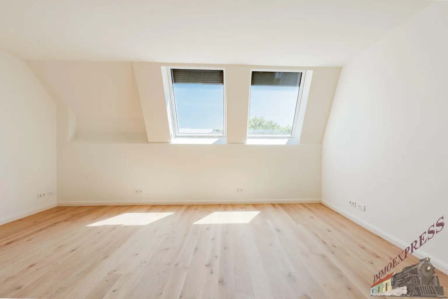 Erstbezug, Dachgeschosswohnung 3-Zimmer, inkl. Küche, Klimaanlage, Erlachplatz 10