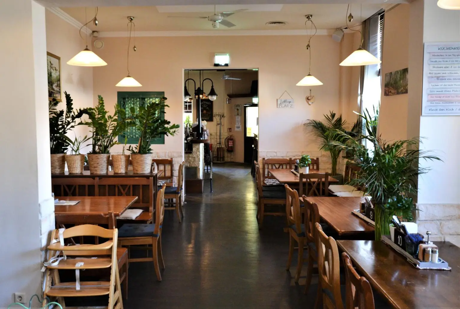 Original Wiener Gasthaus – Traditionsbetrieb im 20. Bezirk!