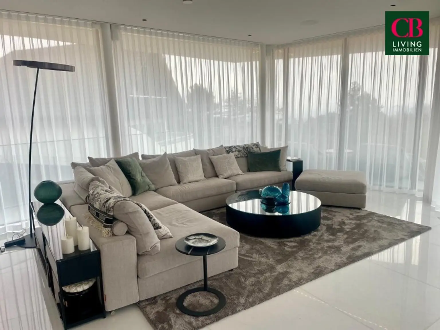 EXKLUSIVE VILLA IN BESTER LAGE – Wohnen, wo der Himmel Wien küsst !!